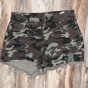 High waisted camo shorts